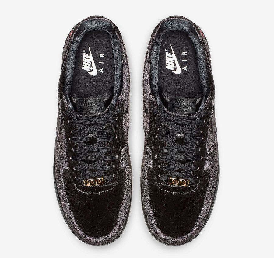 【スニダンで購入可】NIKE AIR FORCE 1 SATIN 4枚目