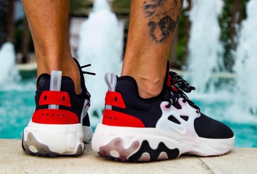 ナイキ プレスト リアクト 3枚目