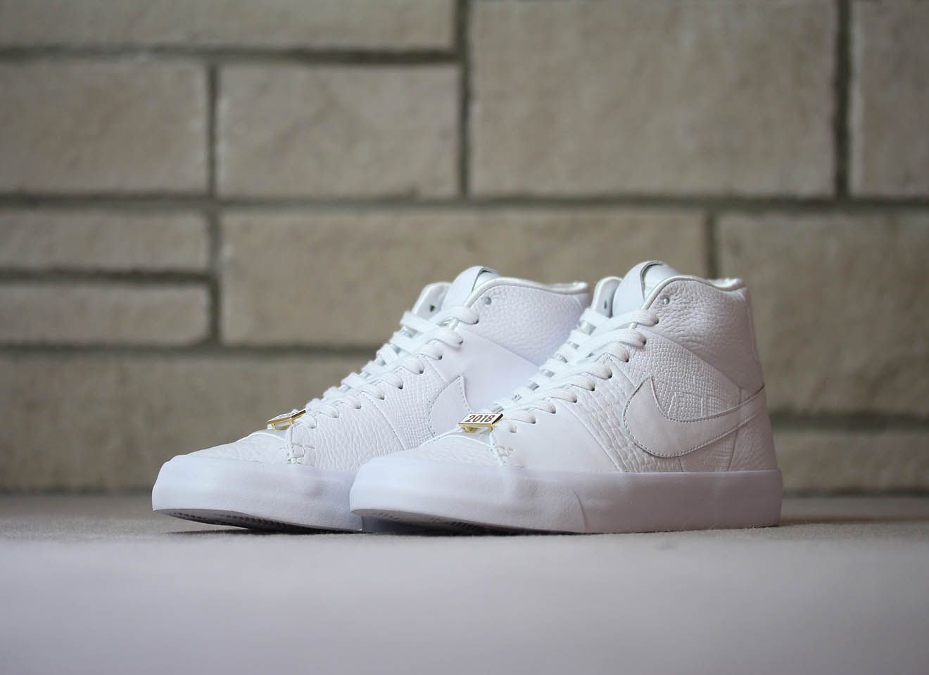 ナイキ ブレーザー ロイヤル QS "トリプルホワイト" 3枚目