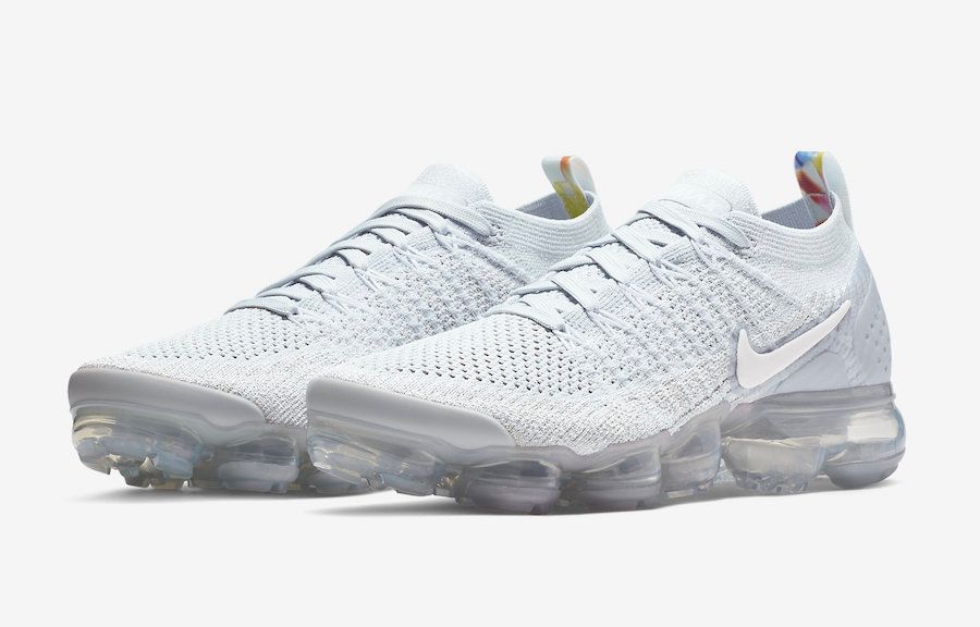 ナイキ エアヴェイパーマックス フライニット2  "フローラル"  2枚目