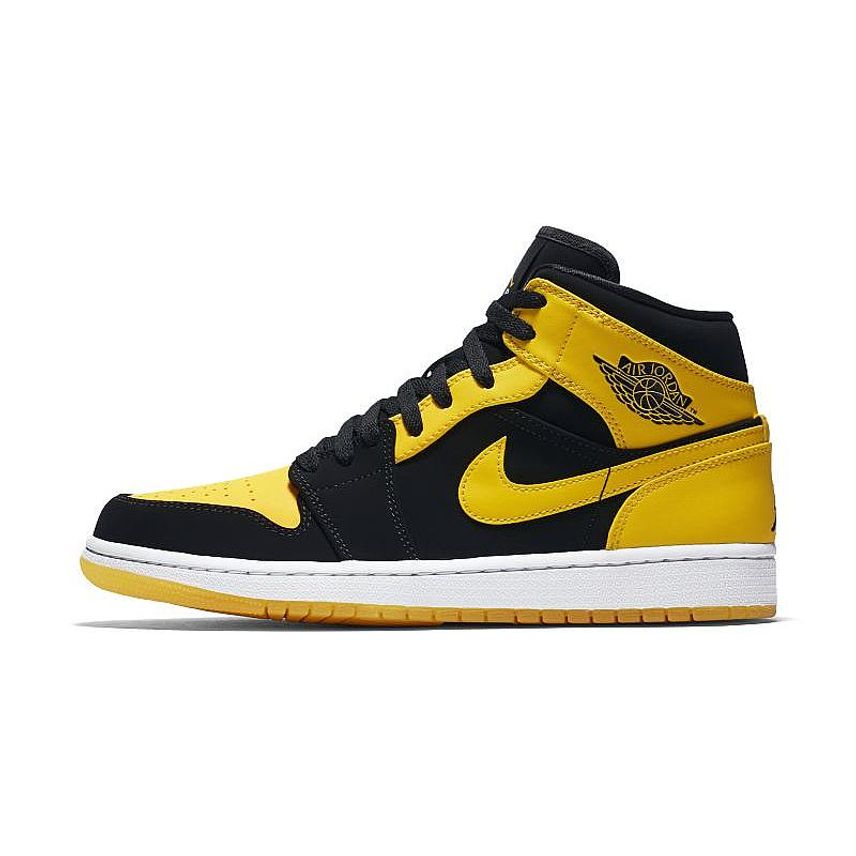 ラブブ 新品未使用 スニダン店舗購入品 Nike Air Jordan 1 Retro Mid