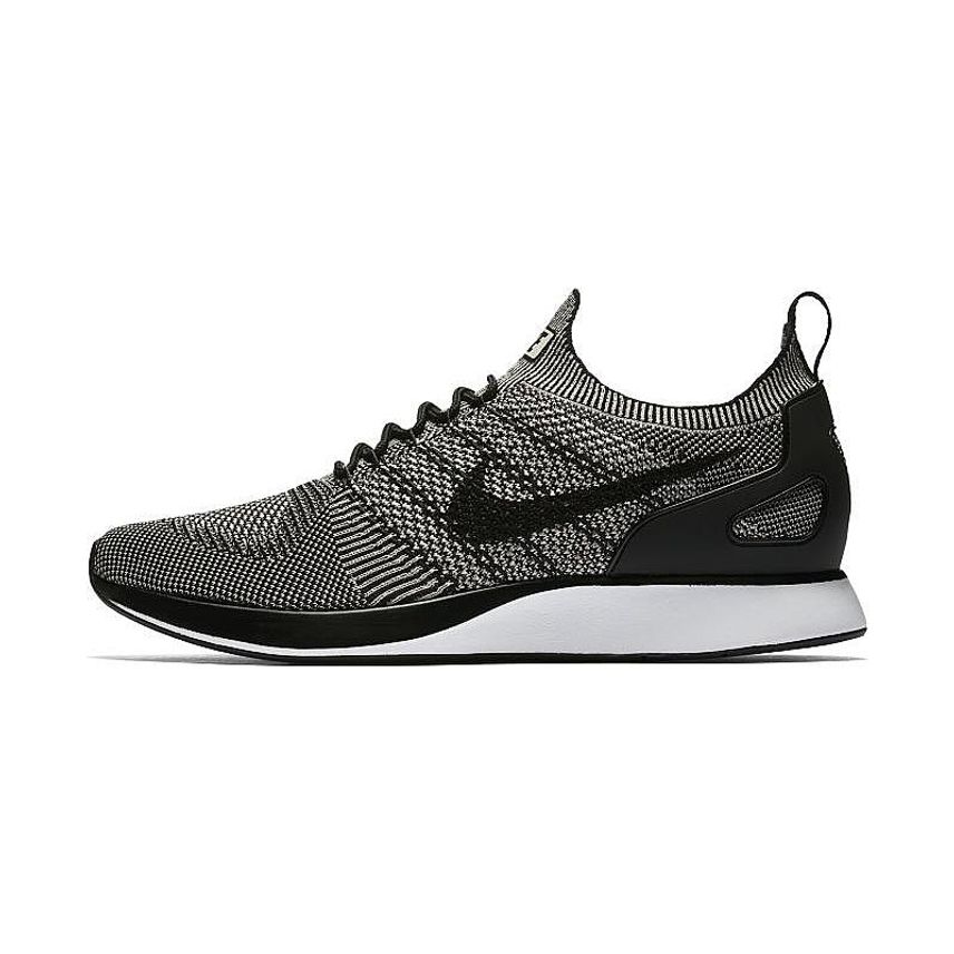 Nike Mariah Flyknit Racer