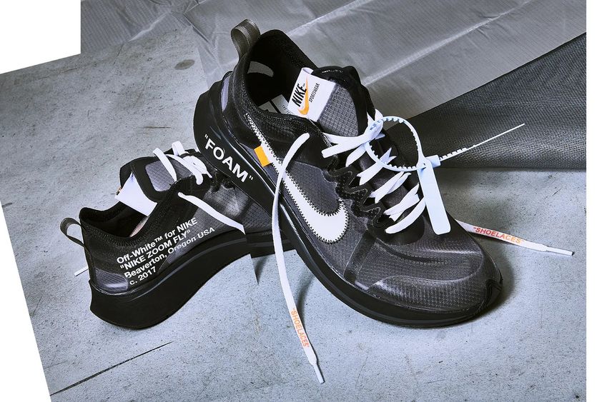 OFF-WHITE × NIKE ZOOM FLY BLACKの新品/中古フリマ(通販)｜スニダン