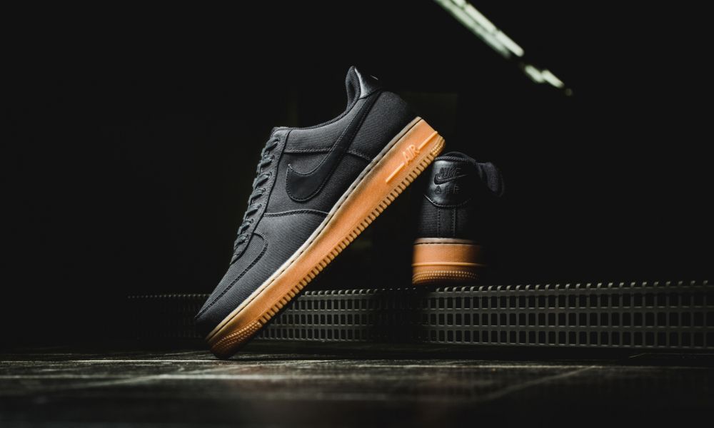 【スニダンで購入可】NIKE AIR FORCE 1 07 LV8 2COLORS 4枚目