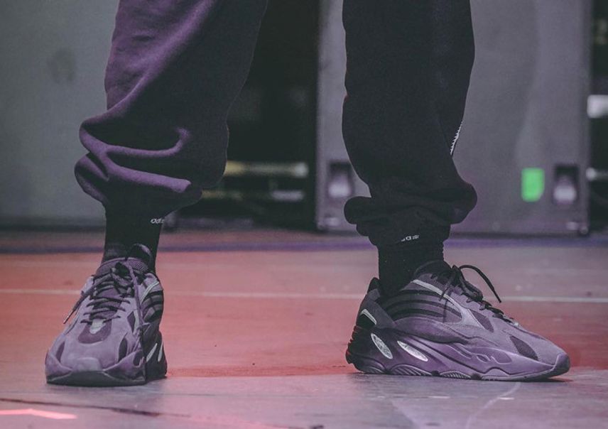 Adidas yeezy boost top 700 v2 utility black