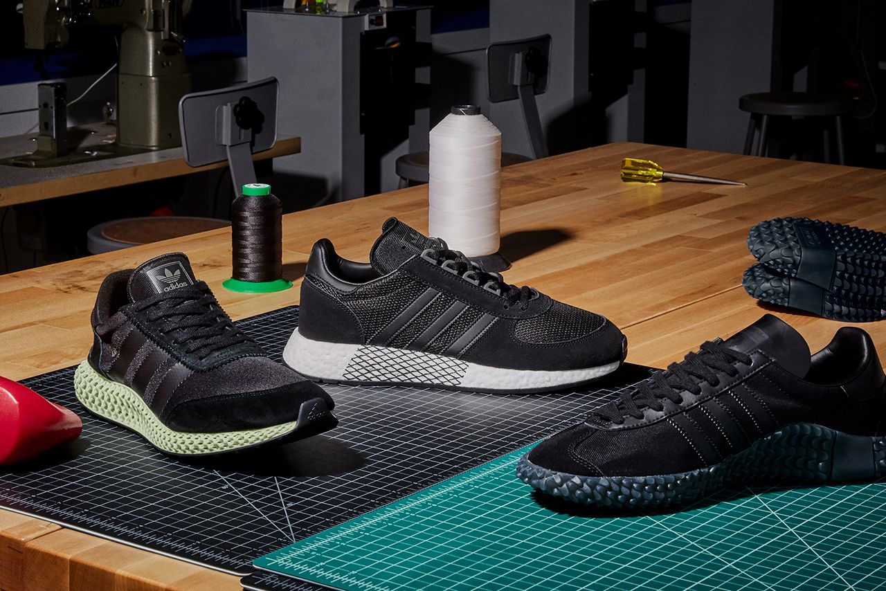 アディダス オリジナルス トリプルブラックネバーメイドパック 8モデル 2枚目