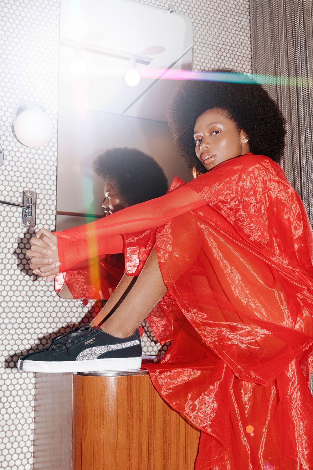 プーマ × スワロフスキー スエード 2枚目