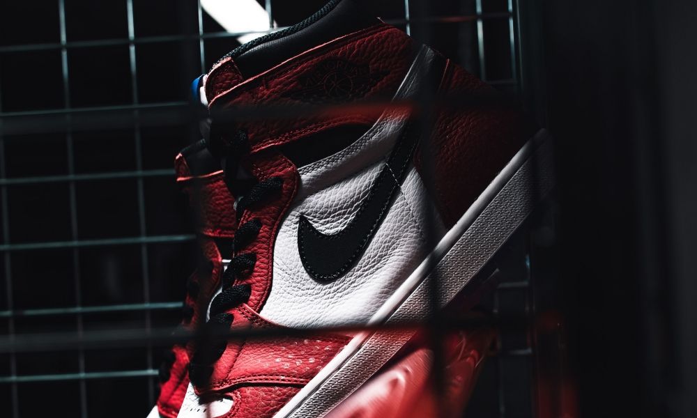 【販売リンクあり】12/14発売 NIKE AIR JORDAN 1 RETRO HIGH SPIDER-MAN ORIGIN STORY 抽選/定価/販売店舗まとめ 3枚目