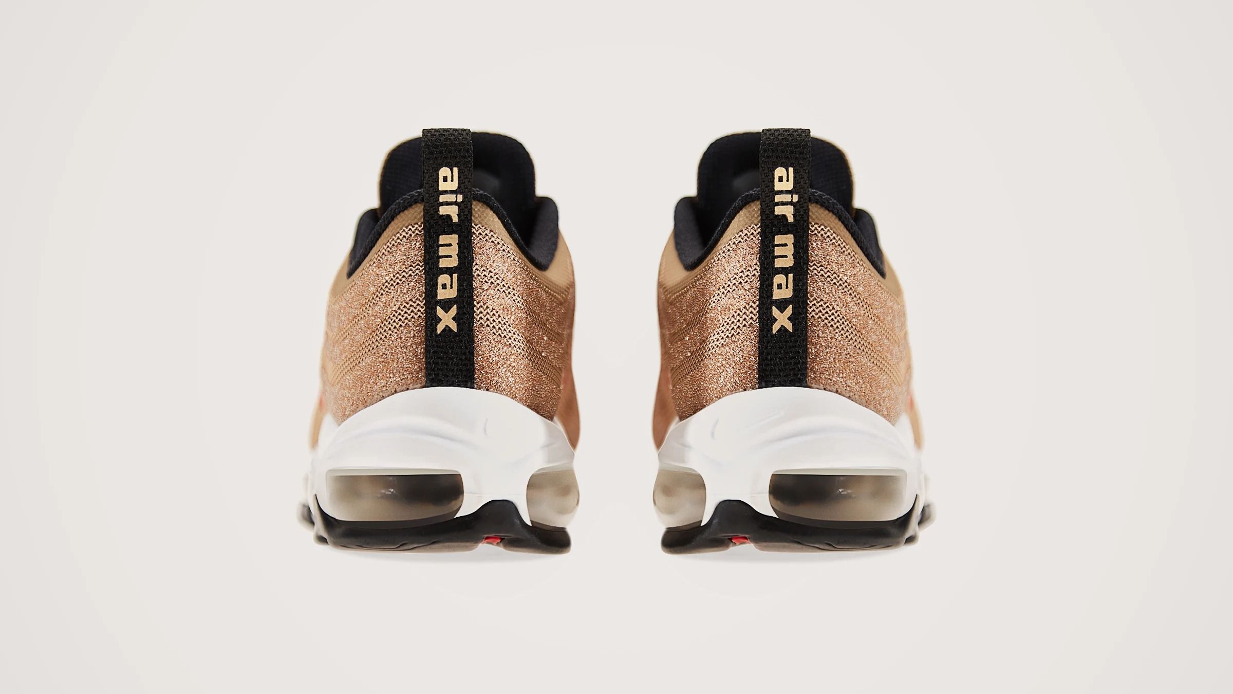 ナイキ エアマックス97 LX スワロフスキー "メタリック ゴールド" 4枚目