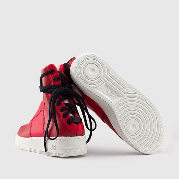 【スニダンで購入可】NIKE WMNS AIR FORCE 1 "REBEL XX GYM RED" 3枚目