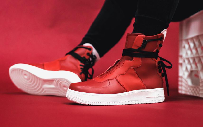 【スニダンで購入可】NIKE WMNS AIR FORCE 1 "REBEL XX GYM RED"