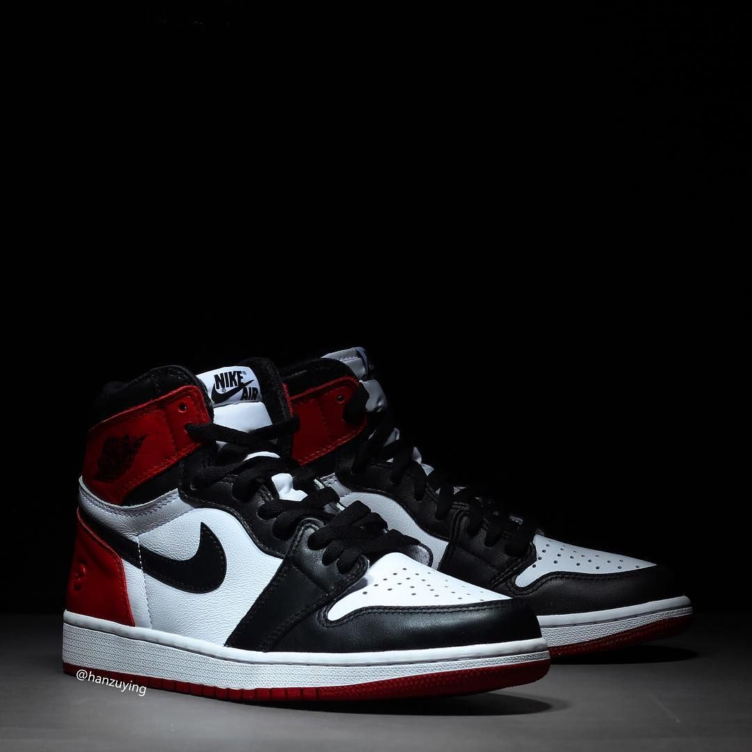 フラグメントデザイン×ナイキ エアジョーダン1 ブラックトゥ 3枚目