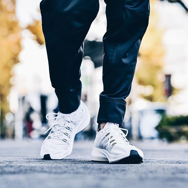 ナイキ EXP-X14 Y2K 2カラー 4枚目