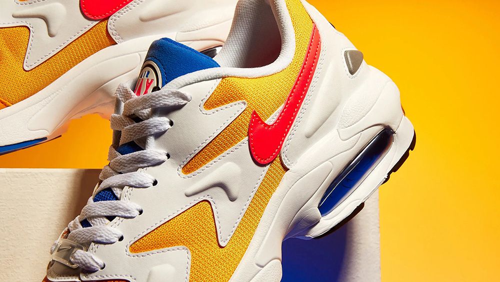 ナイキ エアマックス2ライト ユニバーシティ ゴールド 3枚目