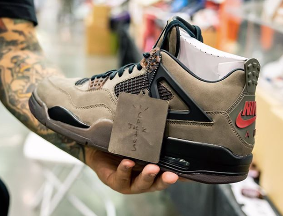 【リーク】TRAVIS SCOTT × NIKE AIR JORDAN 4 "OLIVE" 抽選/定価/販売店舗まとめ 3枚目