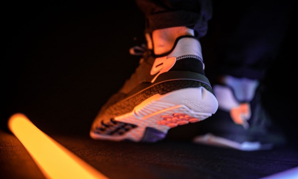 アディダス ナイト ジョガー ブースト 3枚目