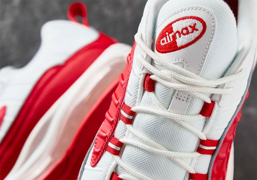 ナイキ エアマックス98 ユニバーシティレッド 5枚目