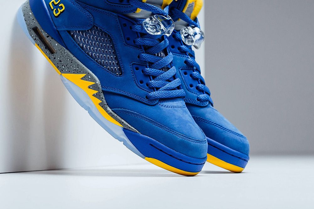 ナイキ エアジョーダン5 JSP レイニー 2枚目