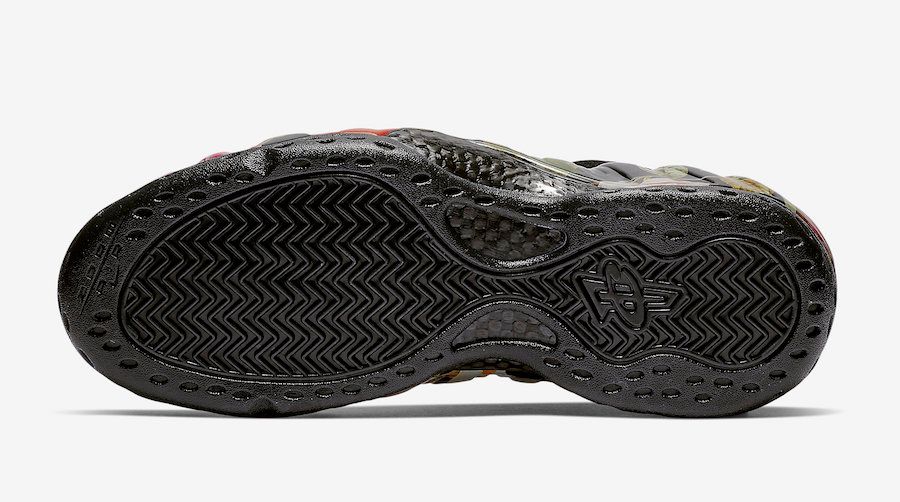 ナイキ エアフォームポジットワン フローラル 9枚目