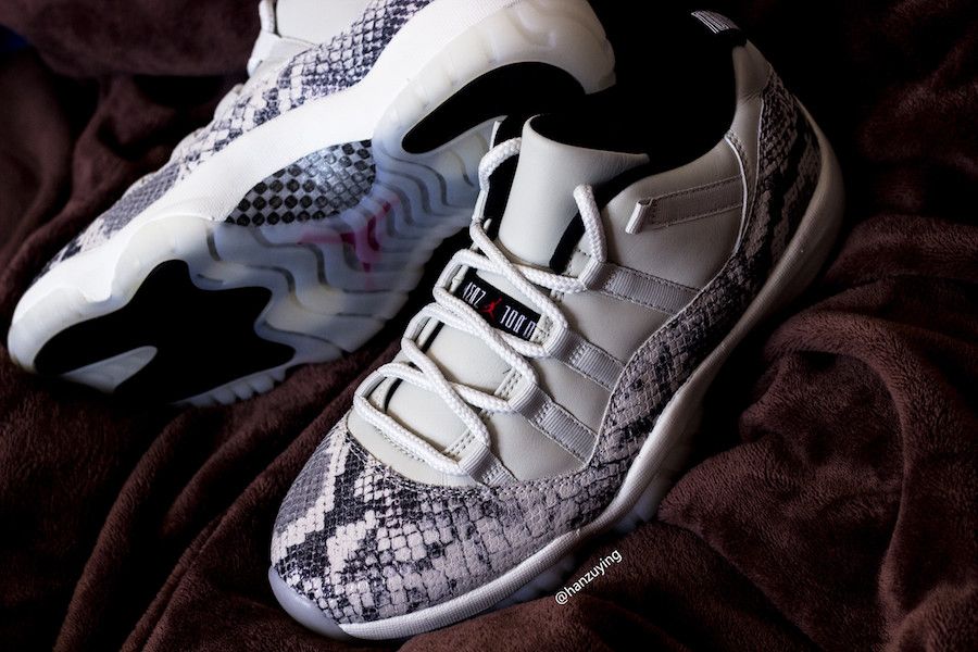 ナイキ エアジョーダン11 スネークスキン ライトボーン/ユニバーシティレッド 12枚目