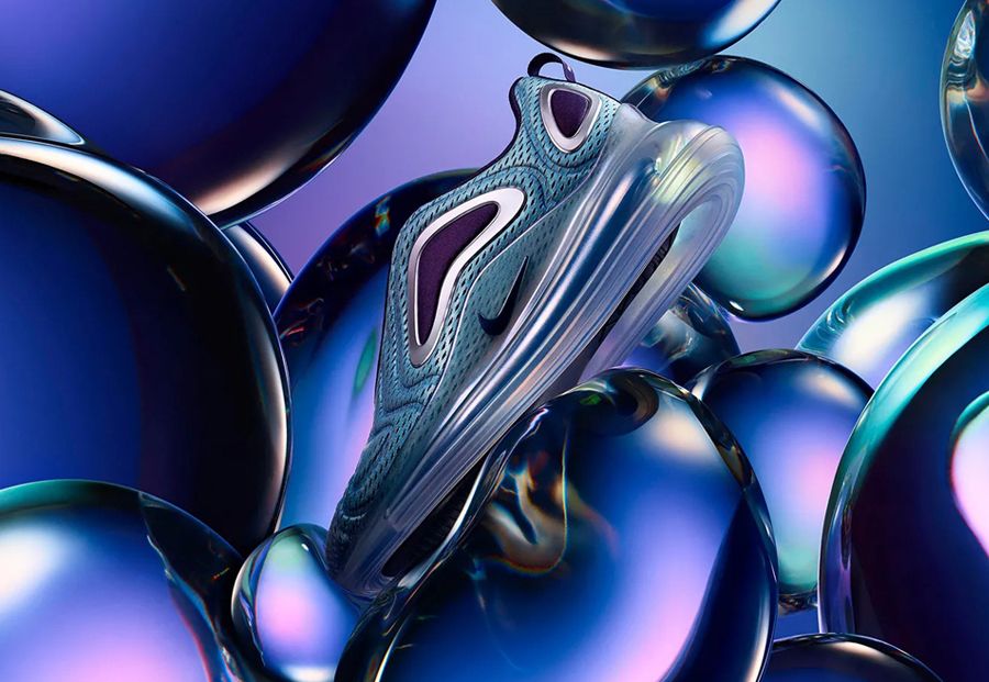 ナイキ エアマックス720 2枚目