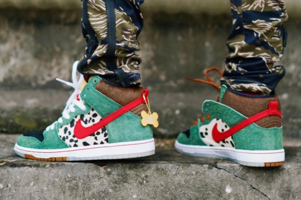 ナイキSB ダンク ハイ プロ QS ドッグウォーカー 2枚目