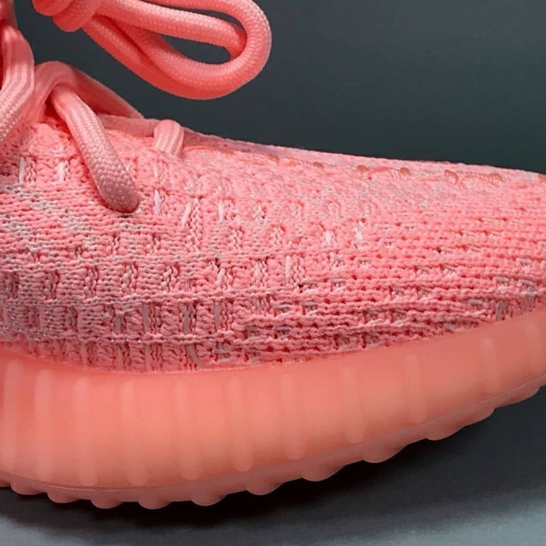 アディダス イージー ブースト 350 V2 グロー イン ザ ダーク 10枚目