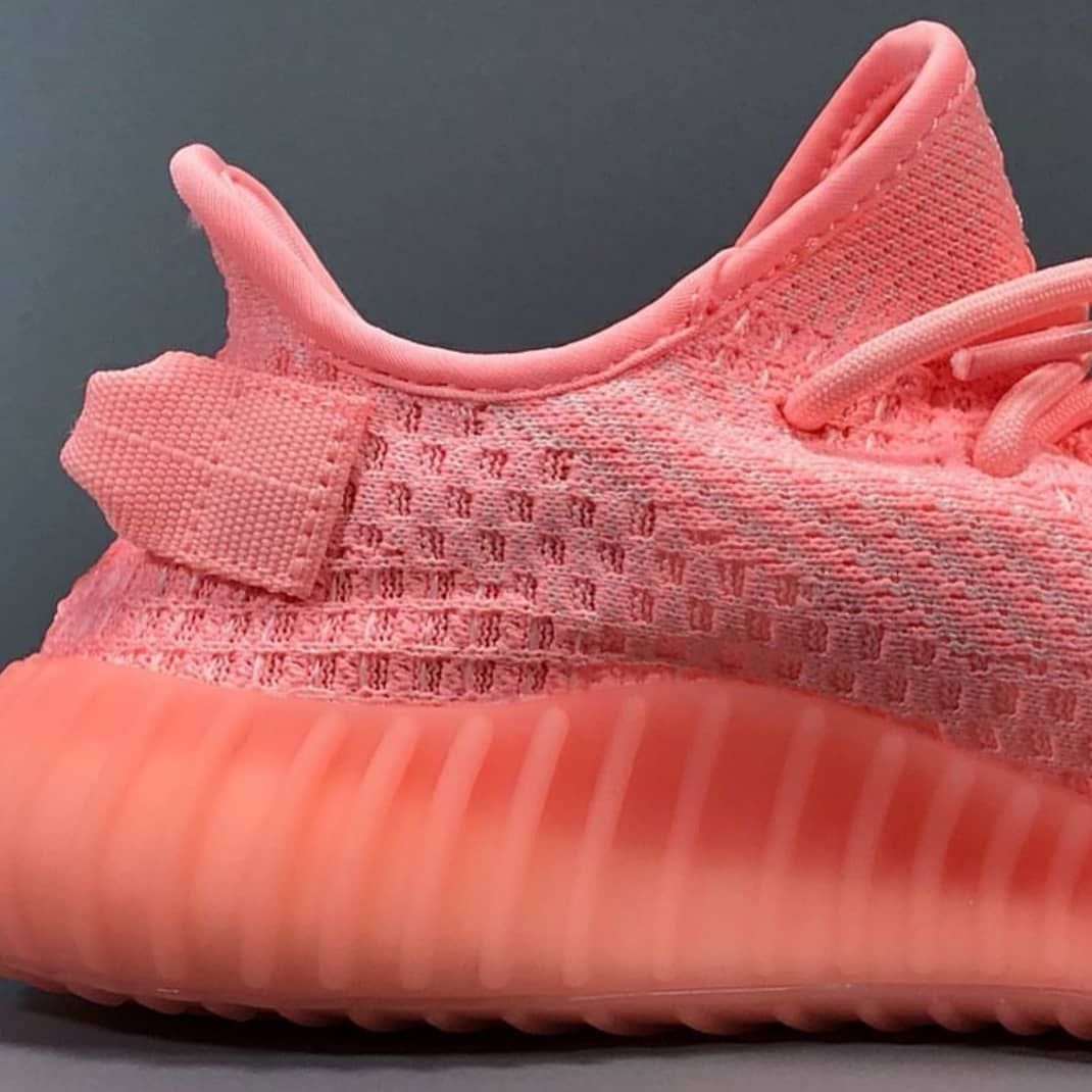 アディダス イージー ブースト 350 V2 グロー イン ザ ダーク 9枚目