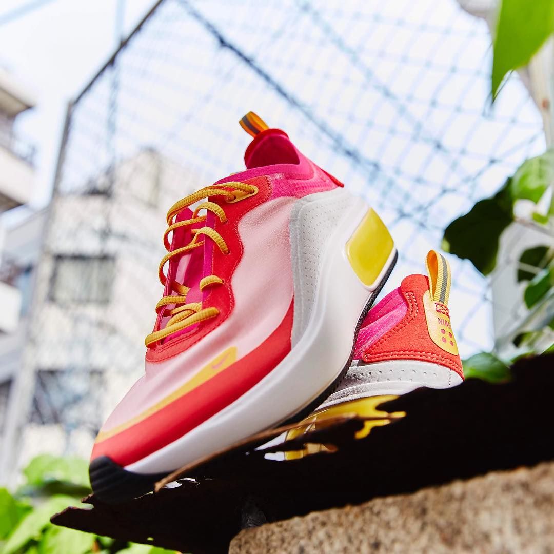 ナイキ エアマックス ディア フクシァ グロー 2枚目