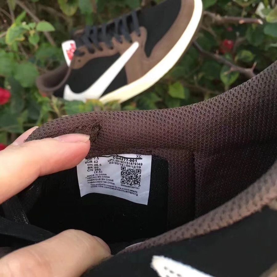 【スニダンで購入可】TRAVIS SCOTT × NIKE AIR JORDAN 1 LOW 抽選/定価/販売店舗あり 24枚目