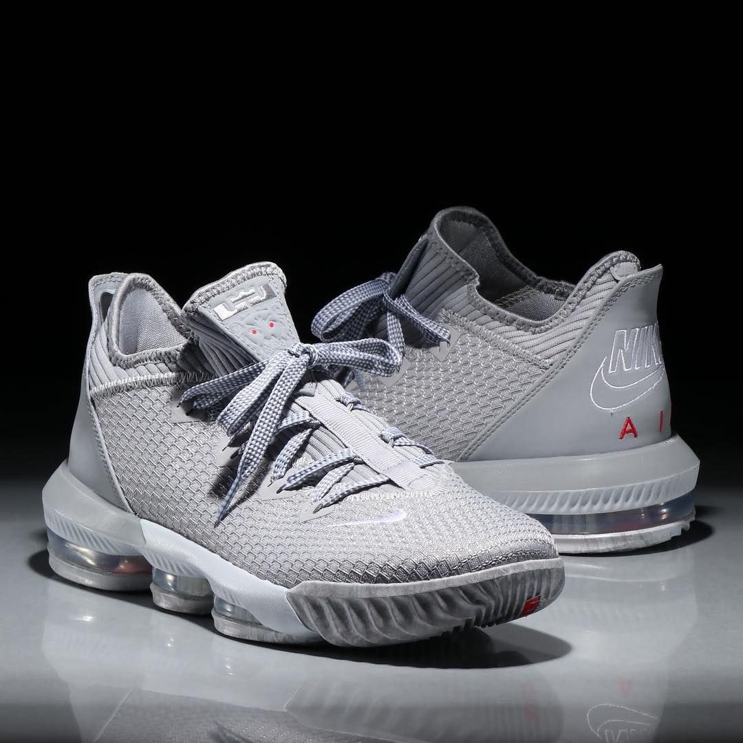 ナイキ レブロン16 バックアイズ 3枚目