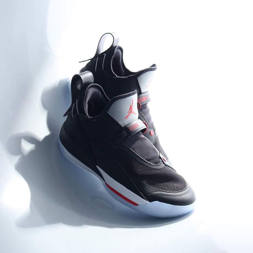エアジョーダン33(AJ33) 人気の新作/中古通販【スニーカーダンク】