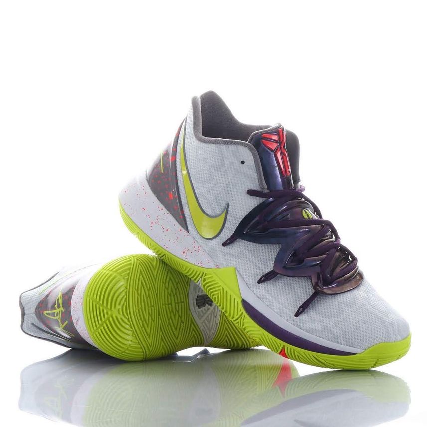 カイリー5(KYRIE 5)/ナイキ 人気の新作を安心売買【スニーカーダンク】 カイリー5(KYRIE 5)/ナイキ 人気の新作を安心売買【スニーカーダンク】