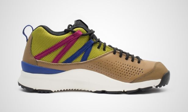 ナイキ ACG オクワン 2 ゴールデンビーチ 2枚目