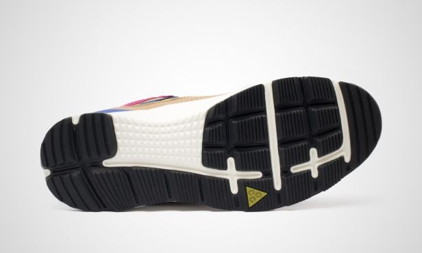 ナイキ ACG オクワン 2 ゴールデンビーチ 4枚目