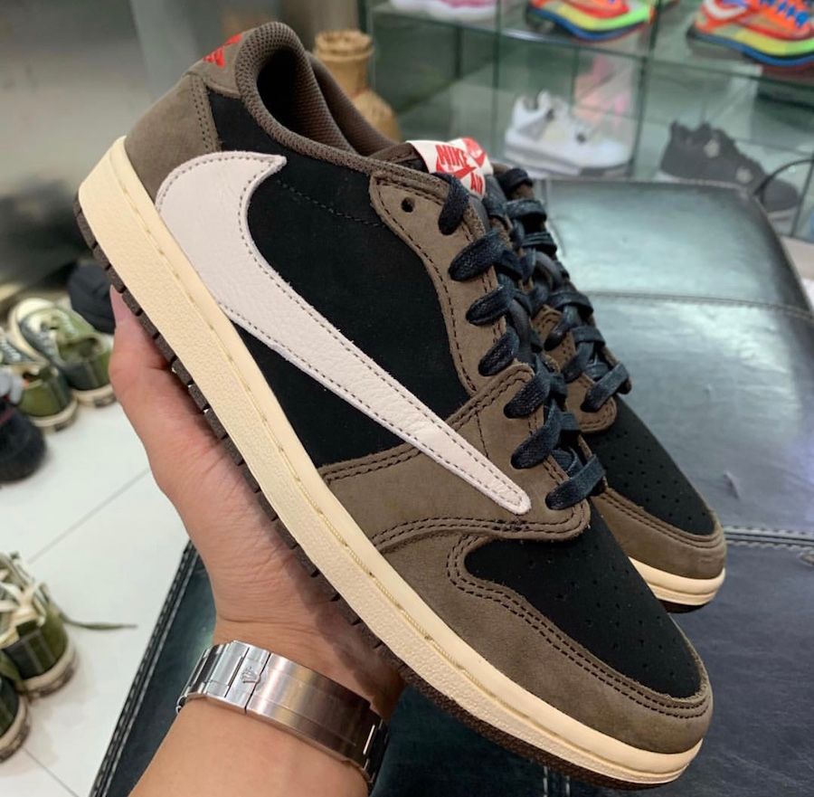 【スニダンで購入可】TRAVIS SCOTT × NIKE AIR JORDAN 1 LOW 抽選/定価/販売店舗あり 16枚目
