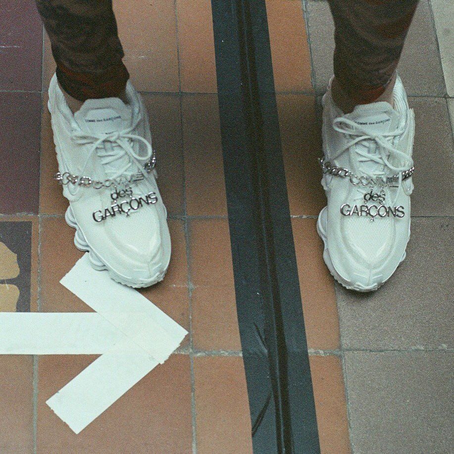 コムデギャルソン × ナイキ ショックス 7枚目