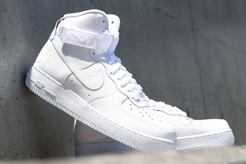 【スニダンで購入可】NIKE AIR FORCE 1 HIGH SHEED TRIPLE WHITE