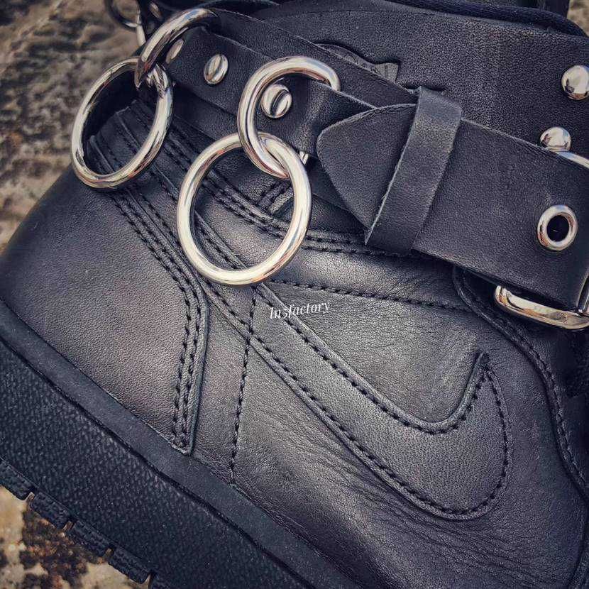 コム・デ・ギャルソン × ナイキ エアジョーダン1 16枚目