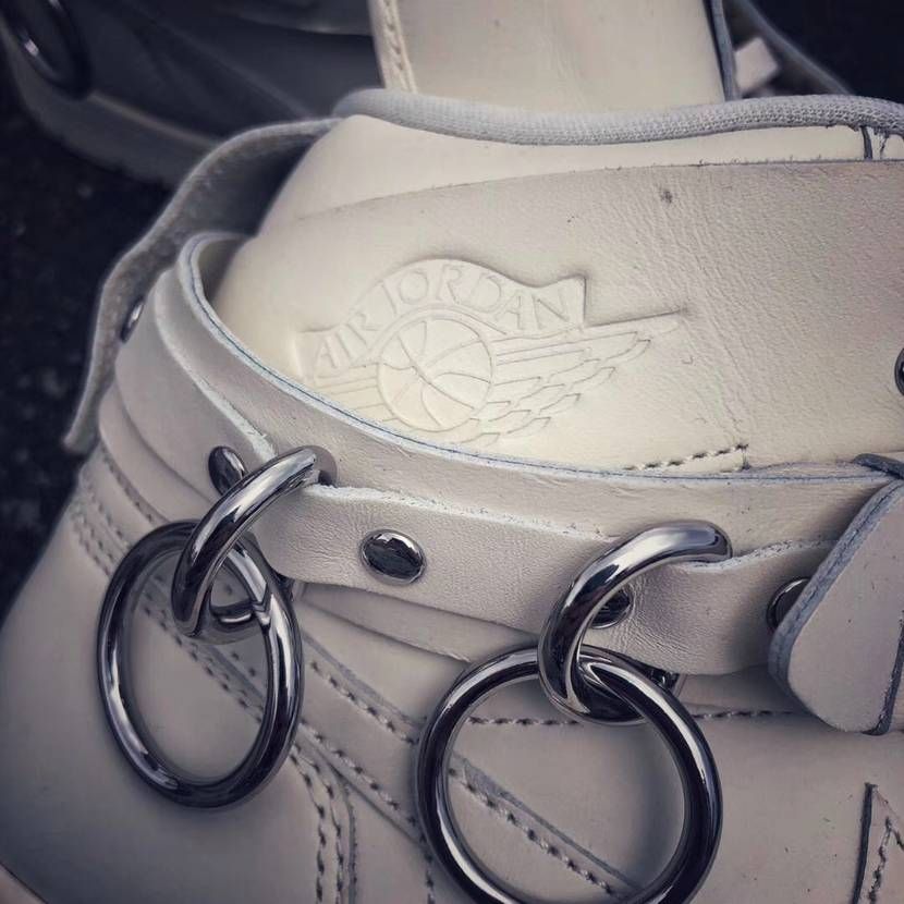 コム・デ・ギャルソン × ナイキ エアジョーダン1 25枚目
