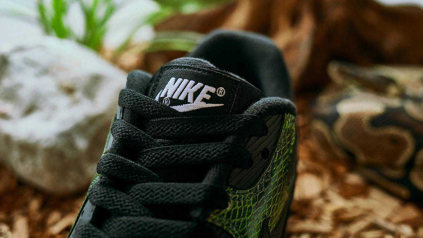 ナイキ エアマックス90 スネークスキン 全2色 3枚目