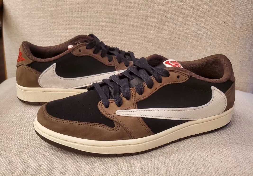 【スニダンで購入可】TRAVIS SCOTT × NIKE AIR JORDAN 1 LOW 抽選/定価/販売店舗あり 2枚目
