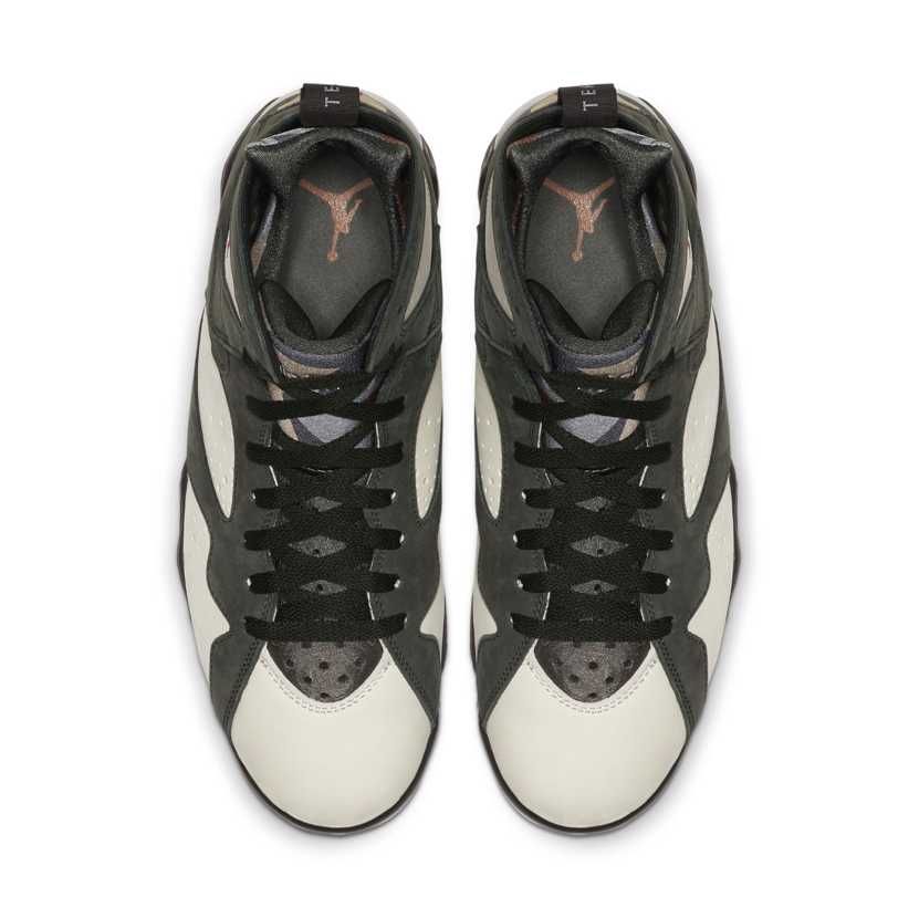 パタ × ナイキ エアジョーダン7 レトロ セコイア 11枚目