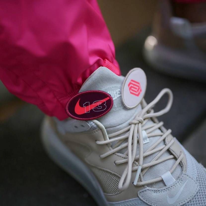 ナイキ エアマックス720 OBJ デザートオレ 2枚目