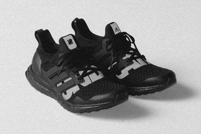 Adidas ultra boost blackout best sale