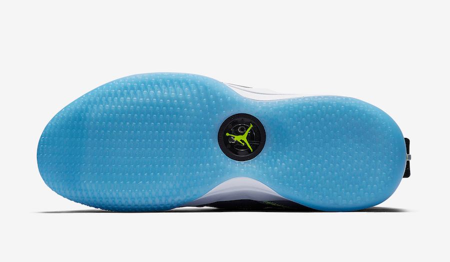 ナイキ エアジョーダン33 セメント グレー 7枚目