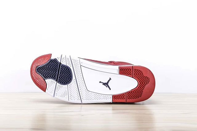 ナイキ エアジョーダン4 SE FIBA 17枚目