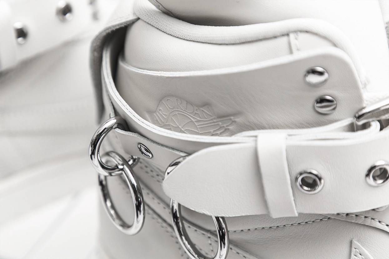 コム・デ・ギャルソン × ナイキ エアジョーダン1 7枚目