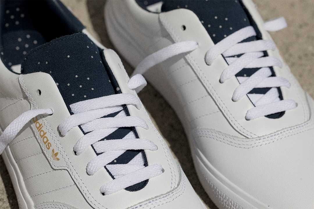 アディダス 3MC X ジェイク 3枚目