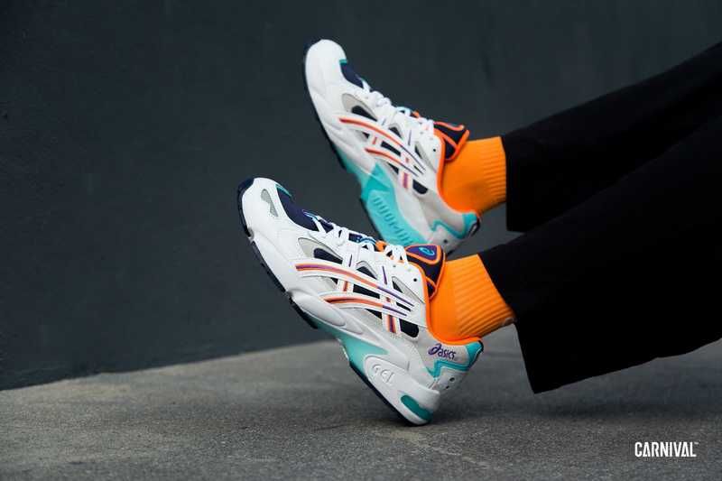 アシックスタイガー  ゲルカヤノ5 OG オレンジ/パープル 2枚目